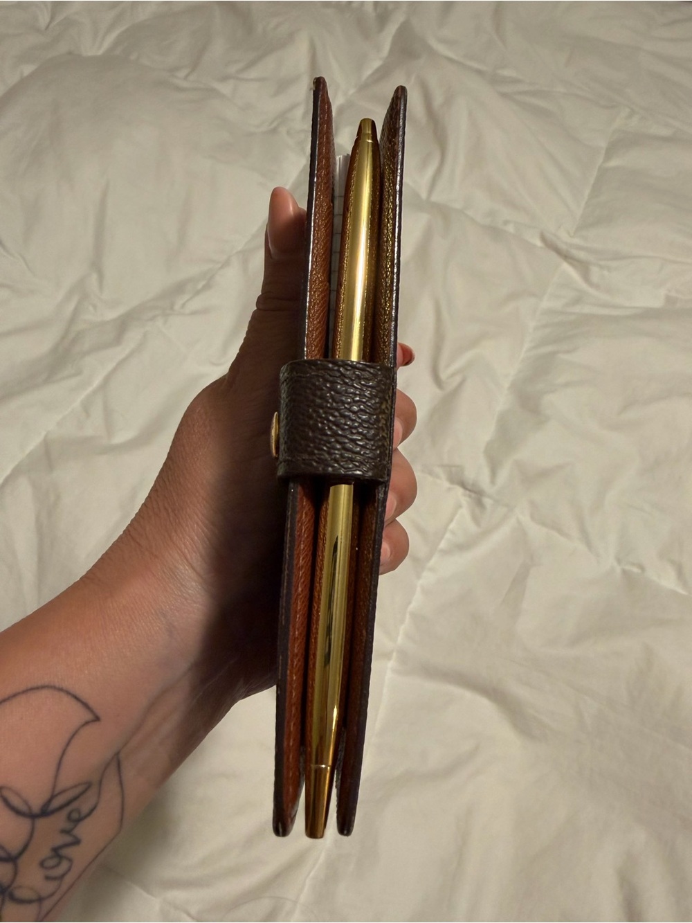 Louis Vuitton Monogram Agenda Cover in Brown and Gold - Picture 10 of 13